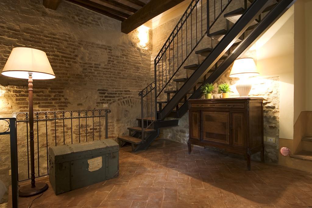 L'Arco Romanico Montefalco Exterior foto