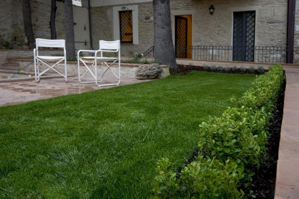 L'Arco Romanico Montefalco Exterior foto